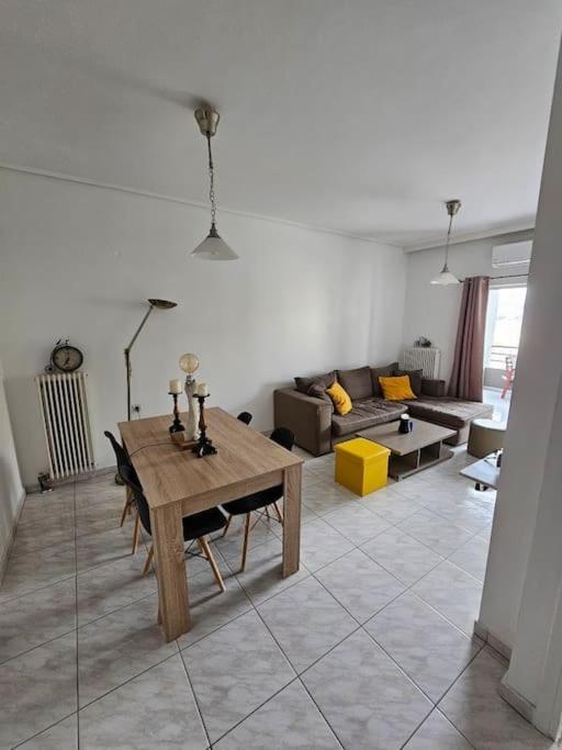 Chalkís Seaside Apartment - Charlie'S House מראה חיצוני תמונה