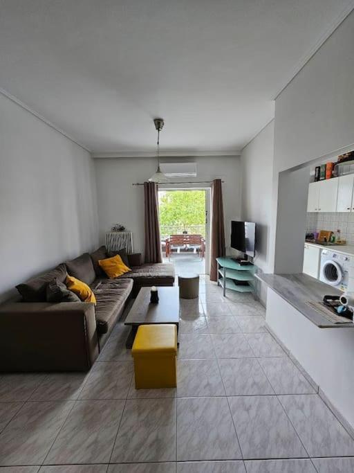 Chalkís Seaside Apartment - Charlie'S House מראה חיצוני תמונה