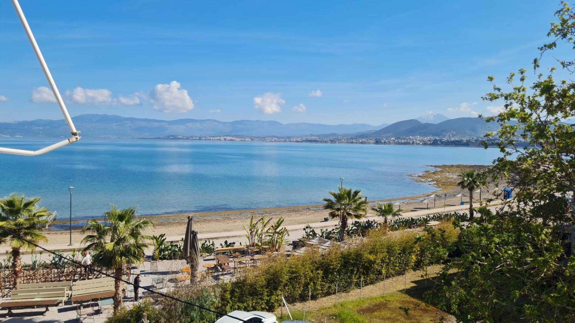 Chalkís Seaside Apartment - Charlie'S House מראה חיצוני תמונה